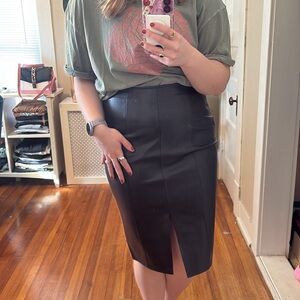 💚 Truth by Republic Black Leather Skirt